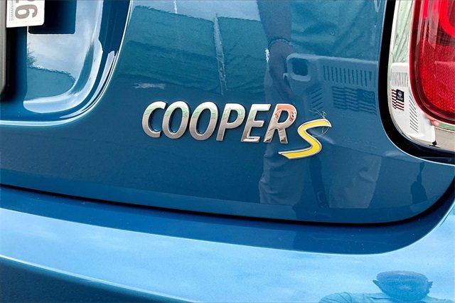 Used 2024 MINI Cooper SE image 33