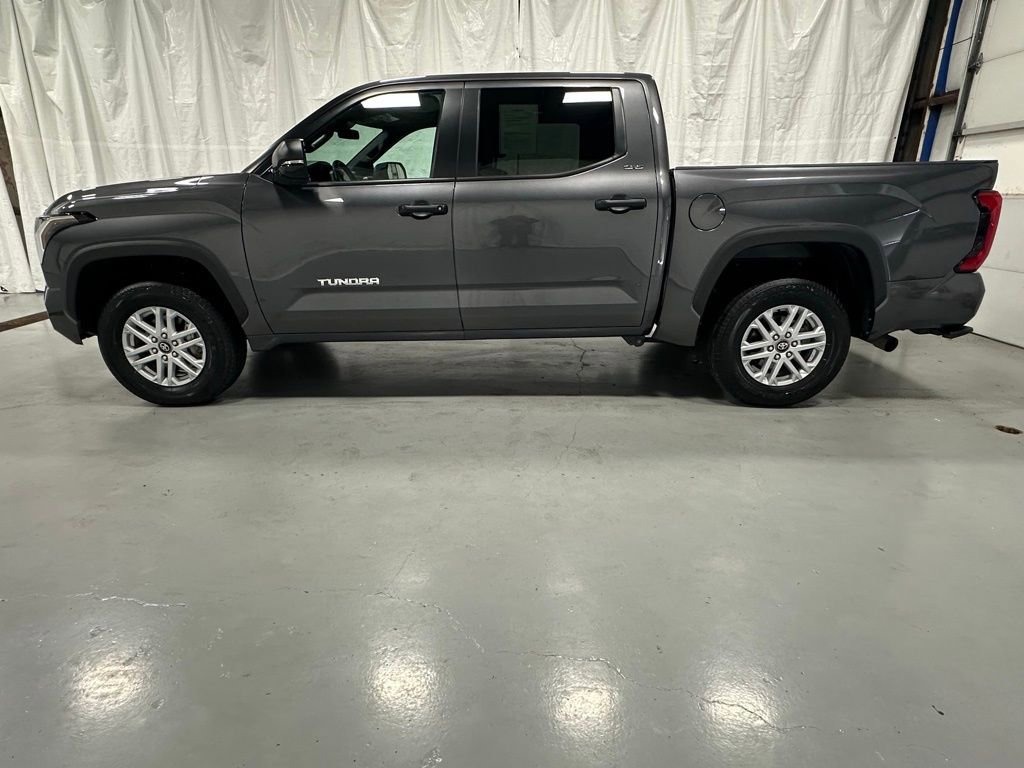 Used 2025 Toyota Tundra SR5 w/ SR5 Convenience Package AWD/4WD image 4