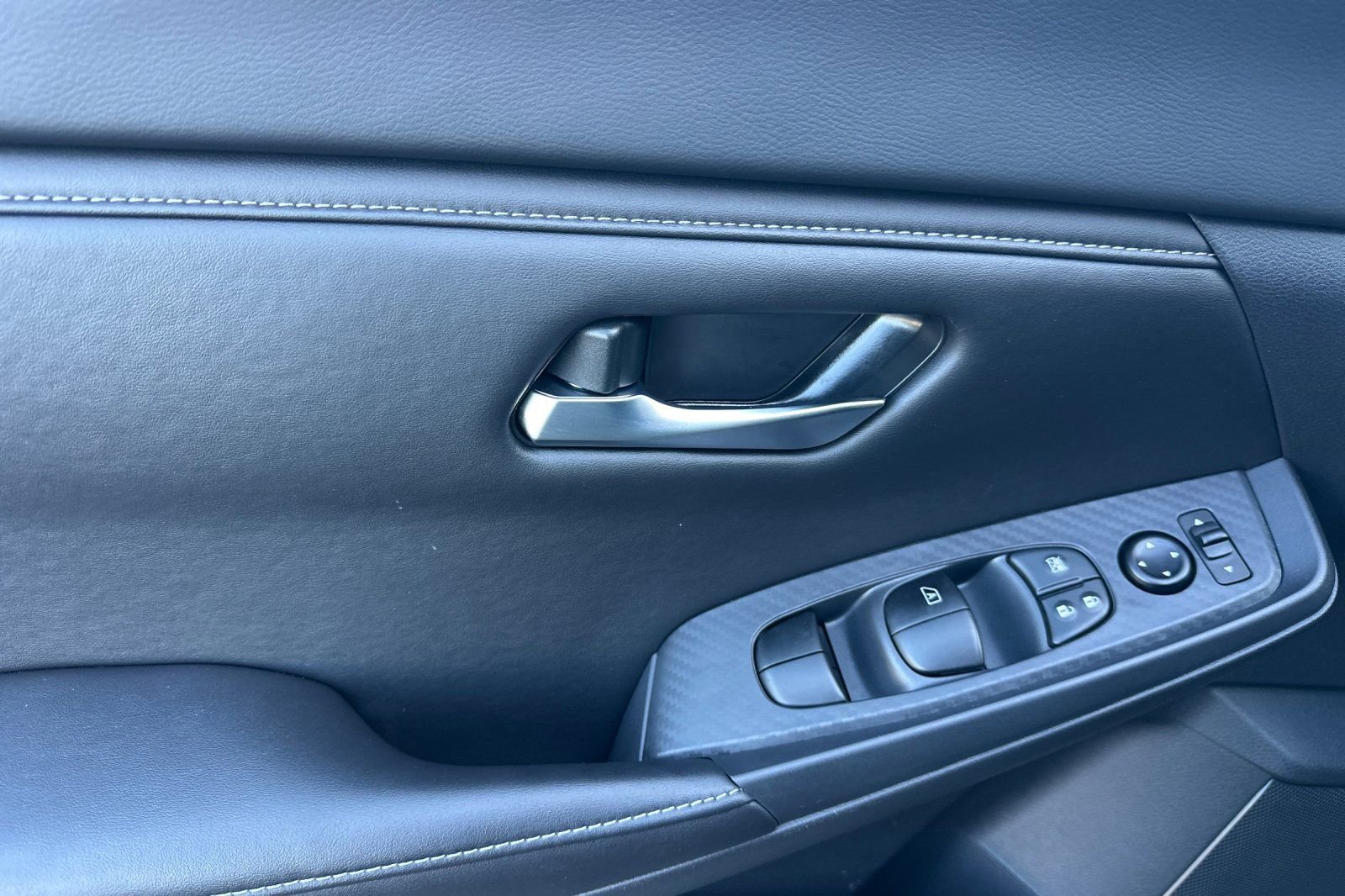 Certified 2025 Nissan Sentra SV w/ Trunk Package image 12