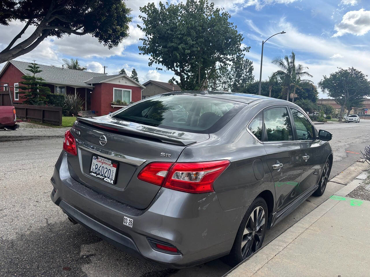 Used 2016 Nissan Sentra SR image 4
