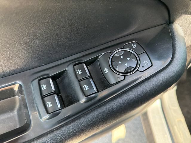 Used 2017 Ford Edge SEL w/ Equipment Group 201A FWD image 17