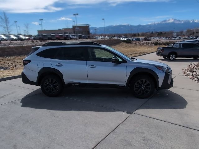 Used 2025 Subaru Outback Onyx Edition AWD/4WD image 9