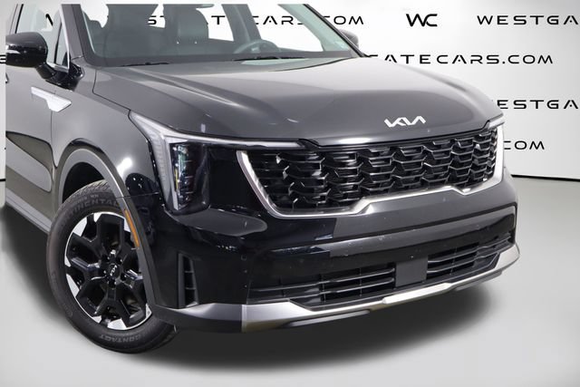 Certified 2025 Kia Sorento S w/ Panoramic Sunroof Package FWD image 48