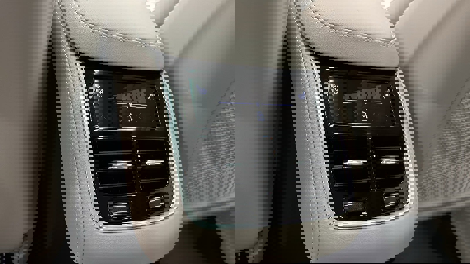 New 2026 Volvo XC90 B6 Ultra w/ Protection Package Premier image 28