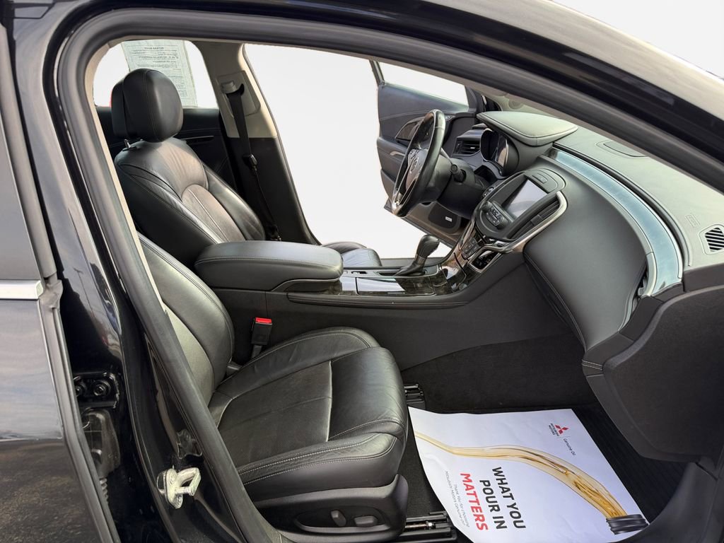 Used 2014 Buick LaCrosse Premium image 26