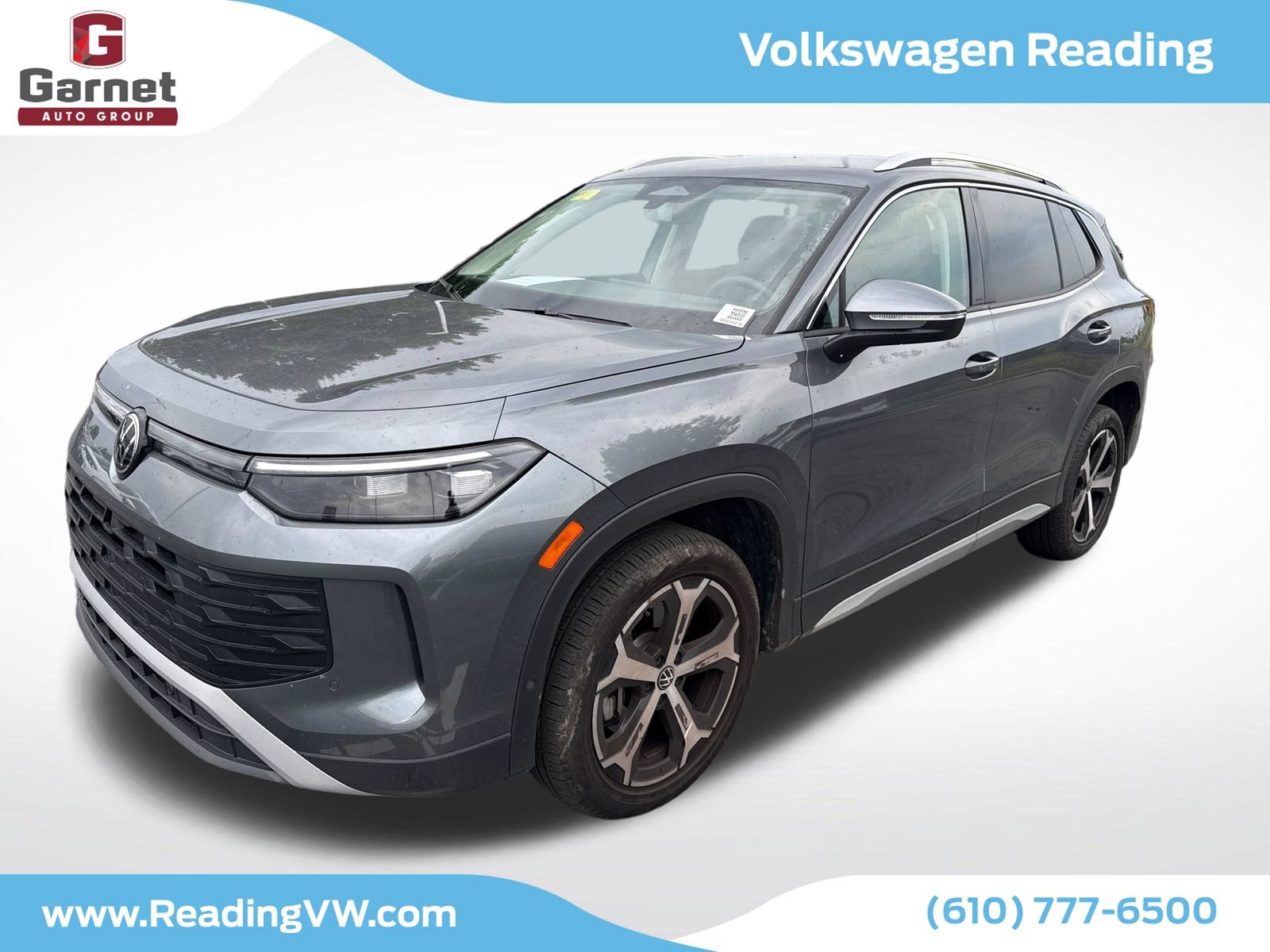 Used 2025 Volkswagen Tiguan SE