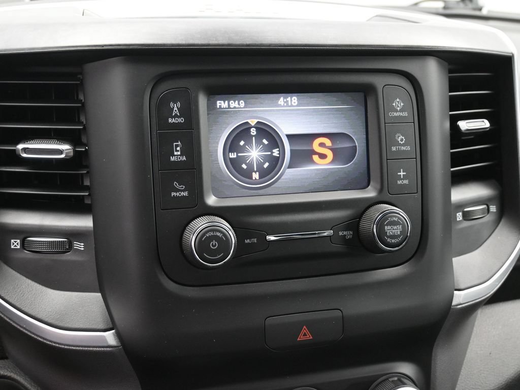 Used 2022 RAM 1500 Big Horn AWD/4WD image 18