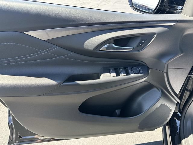 Certified 2025 Buick Envista Sport Touring FWD image 18