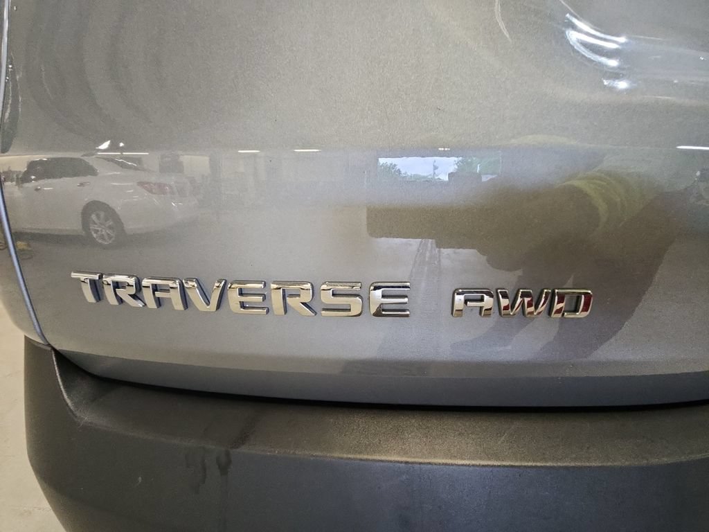 Certified 2023 Chevrolet Traverse LT w/ LT Premium Package AWD/4WD image 37