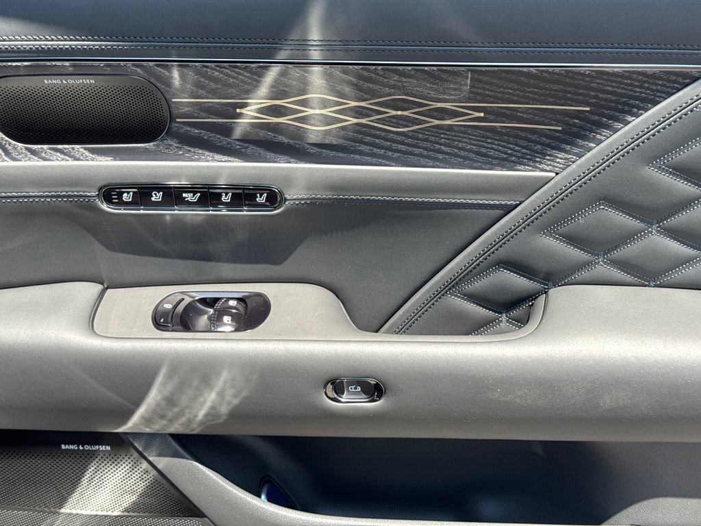 New 2026 Genesis G90 3.5T Prestige AWD/4WD image 16