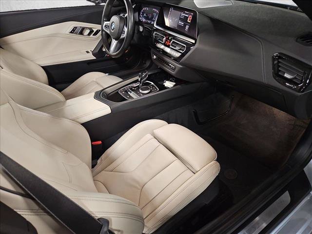 Used 2020 BMW Z4 sDrive30i w/ M Sport Package RWD image 18