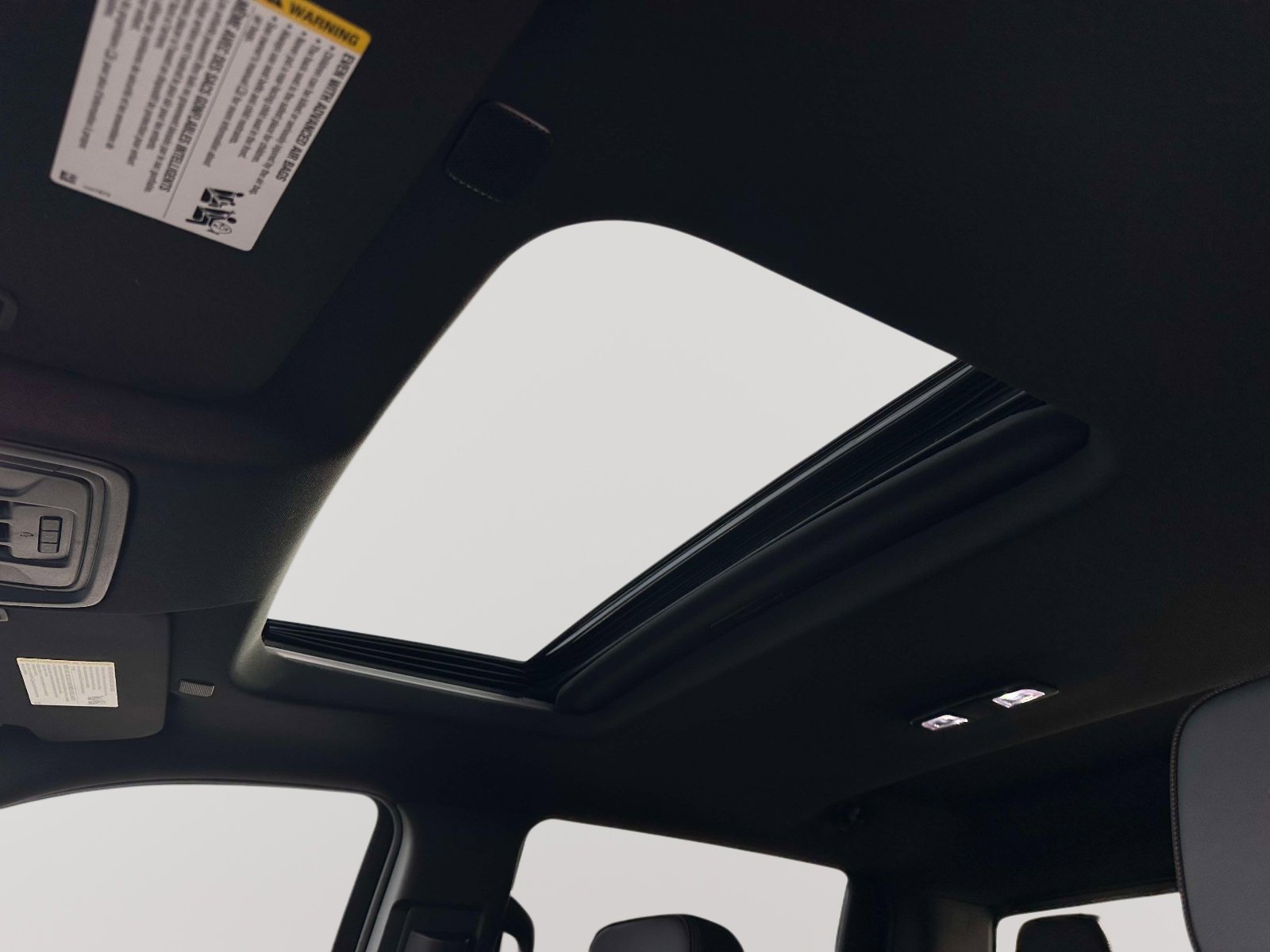 Certified 2025 Chevrolet Silverado 1500 High Country w/ Midnight Edition image 8