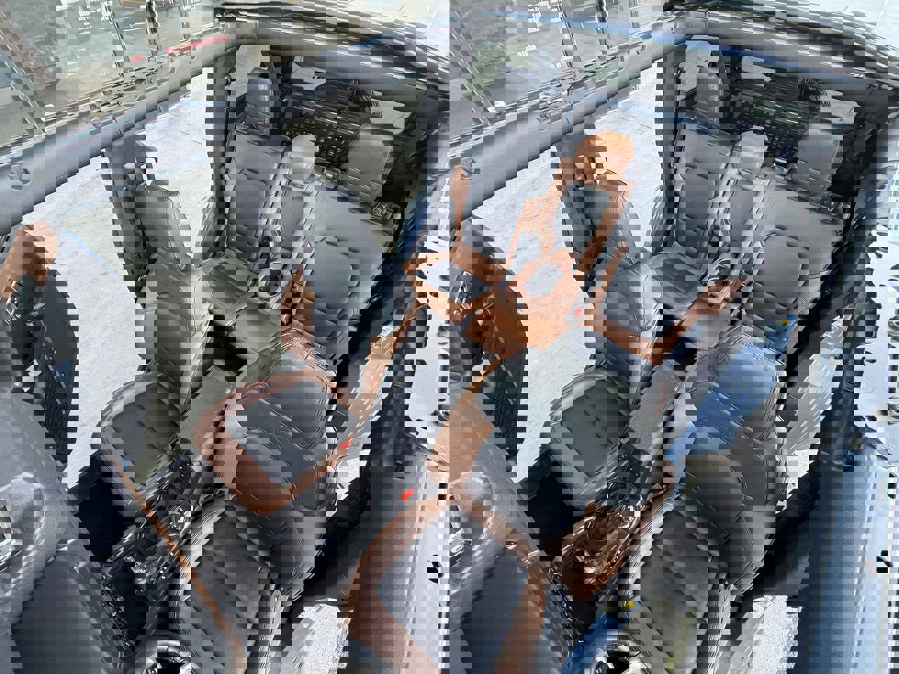 Used 2024 Ford Bronco Outer Banks image 42