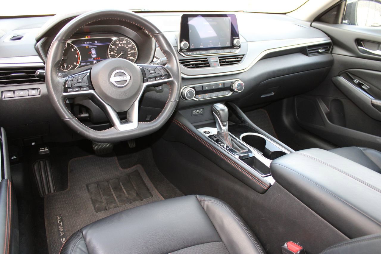 Used 2025 Nissan Altima 2.5 SR image 4