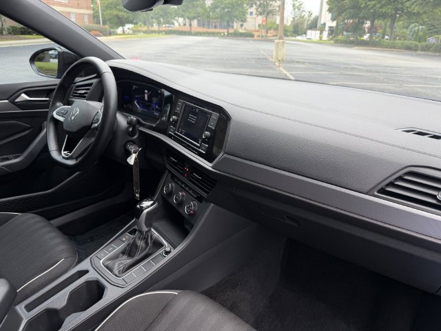 Used 2023 Volkswagen Jetta Sport FWD image 38