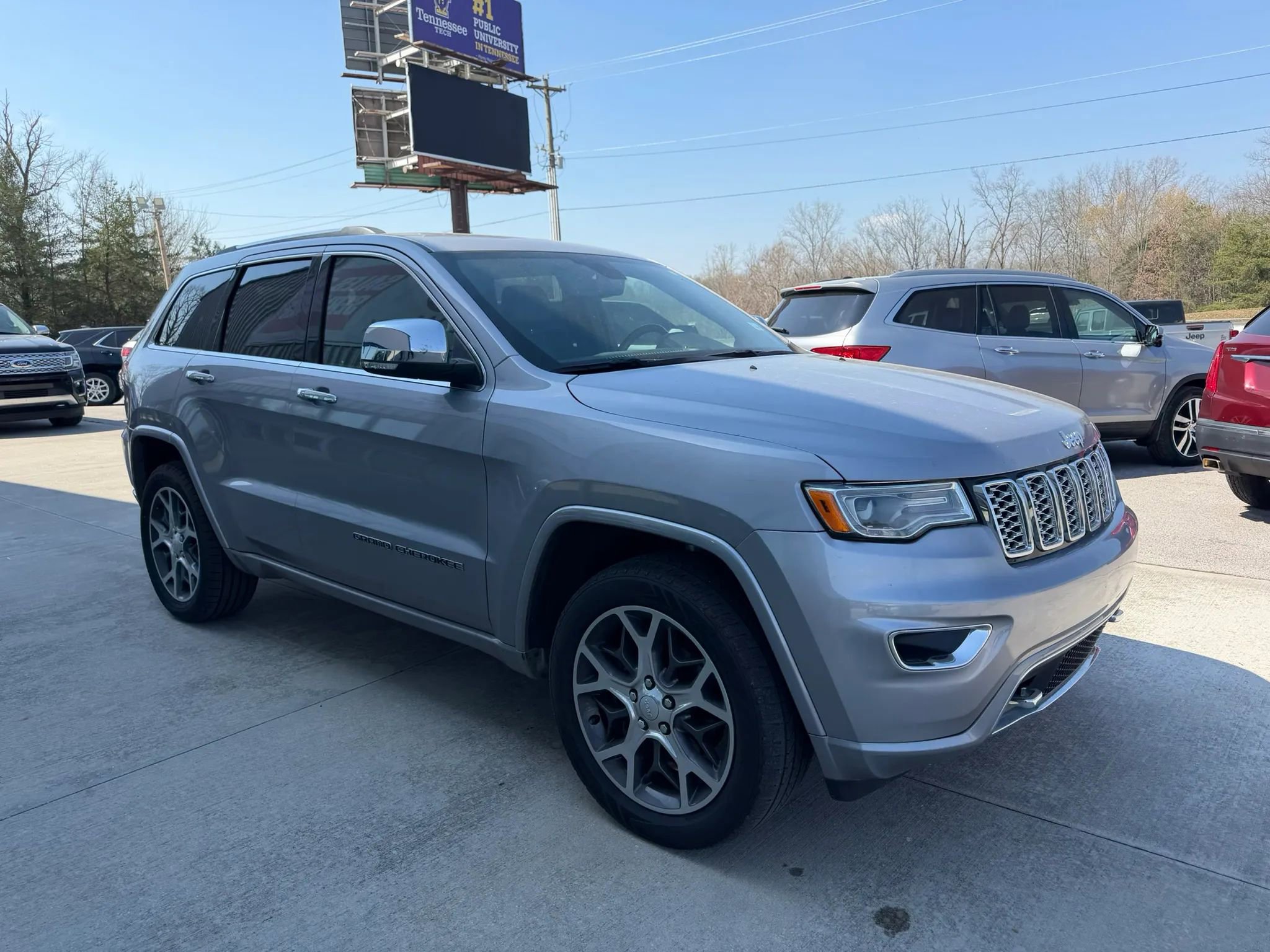 Used 2019 Jeep Grand Cherokee Overland image 34