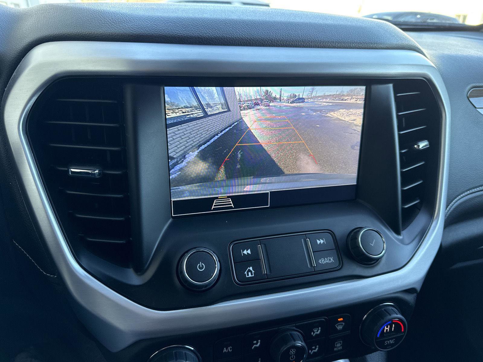 Used 2023 GMC Acadia SLE w/ Driver Convenience Package image 19