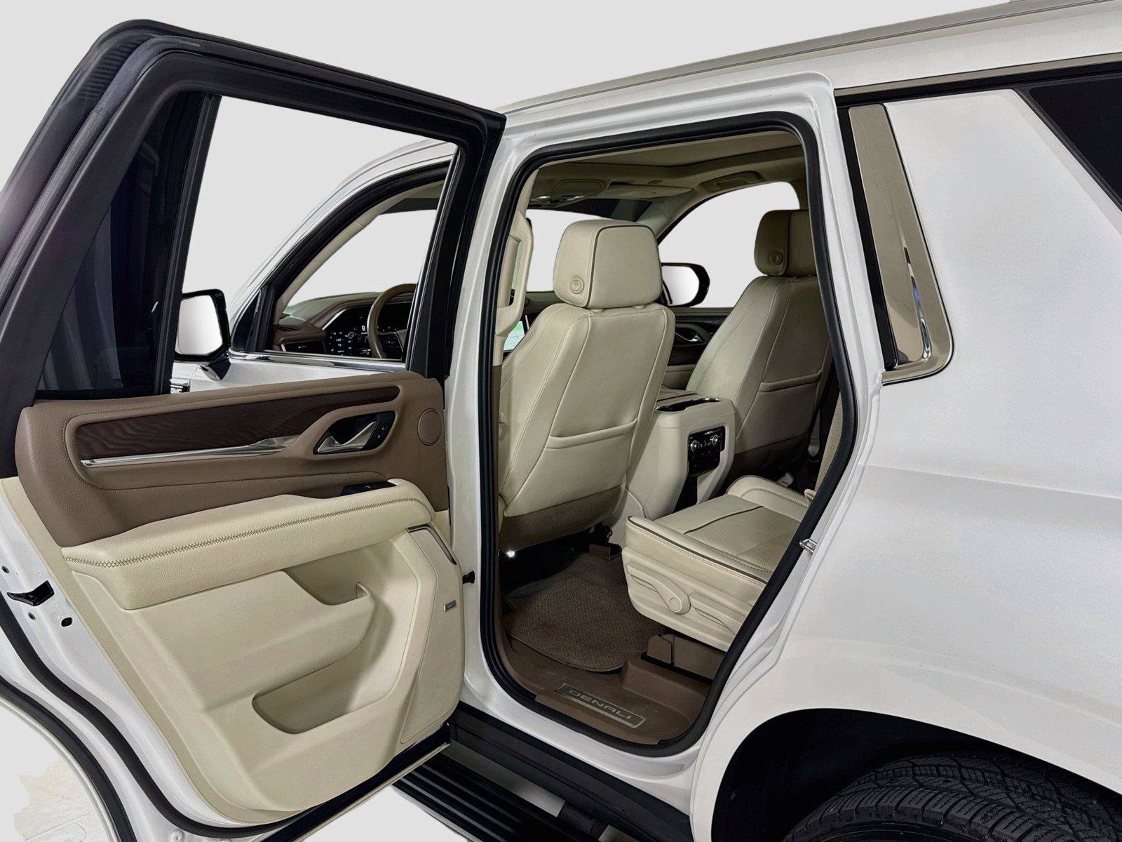 Used 2022 GMC Yukon Denali AWD/4WD image 20
