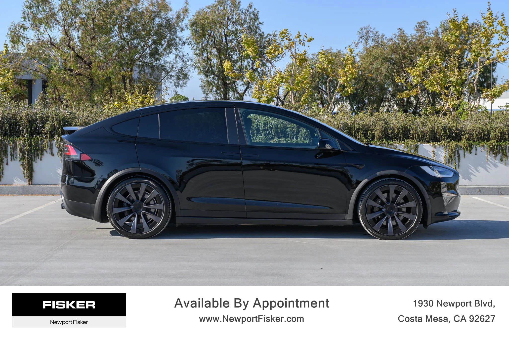 Used 2022 Tesla Model X image 9