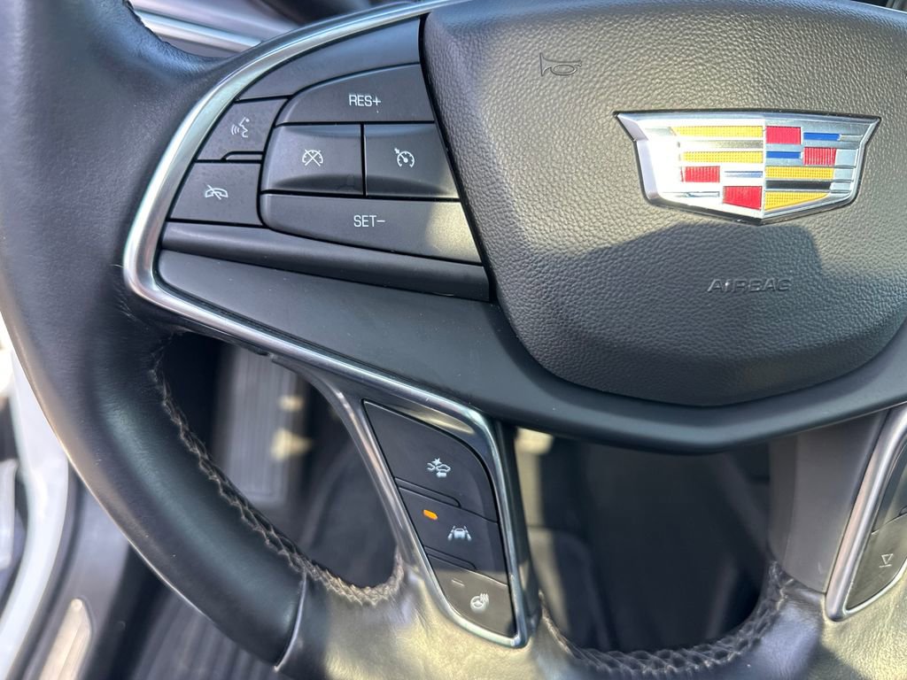 Used 2019 Cadillac XT5 Luxury AWD/4WD image 16