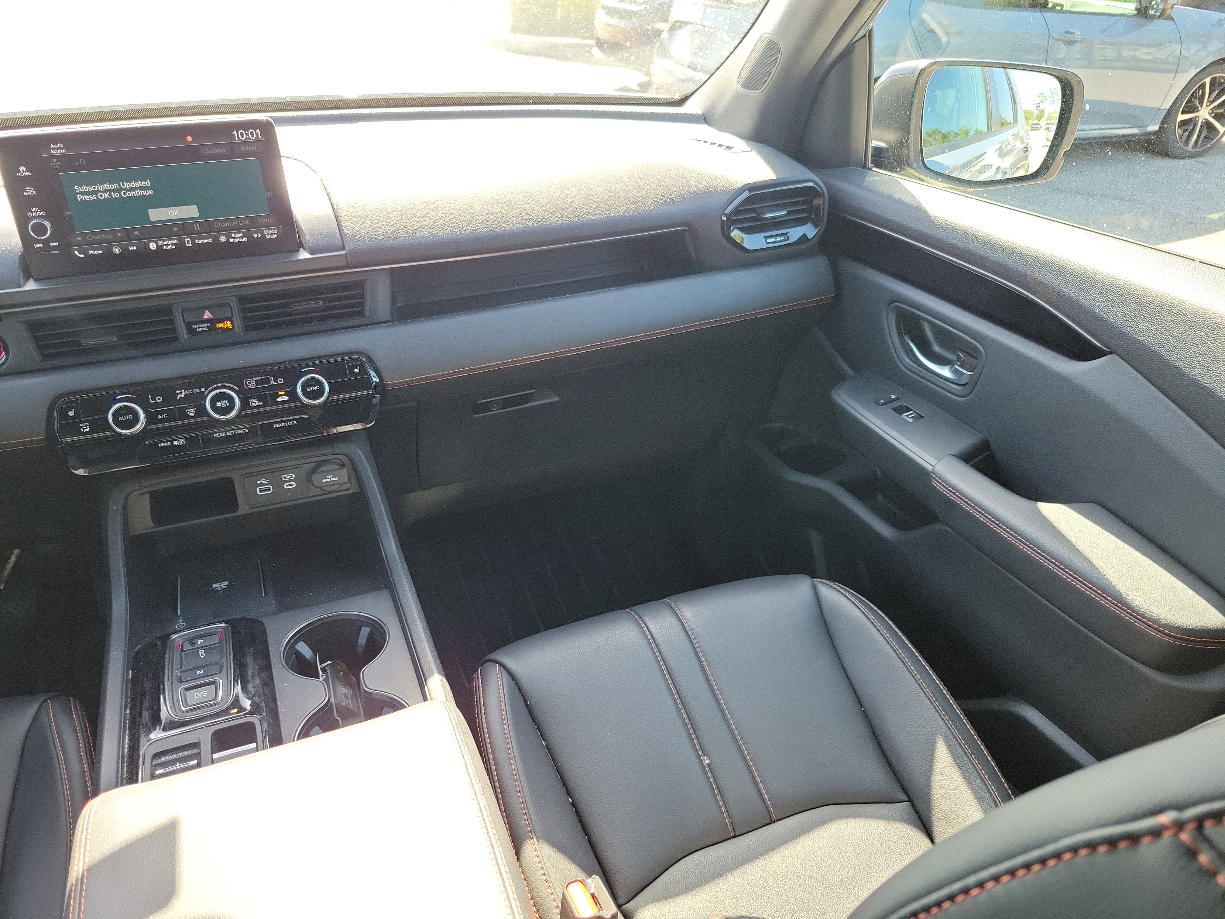 Used 2024 Honda Pilot TrailSport image 23