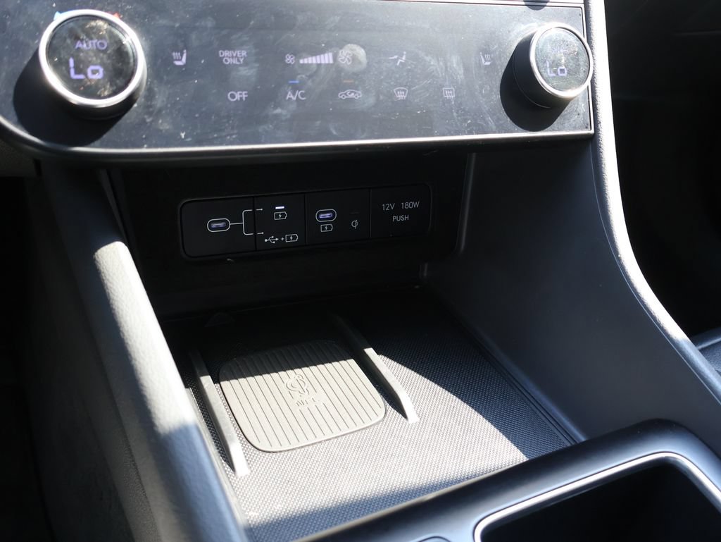 Used 2025 Hyundai Sonata SEL FWD image 26