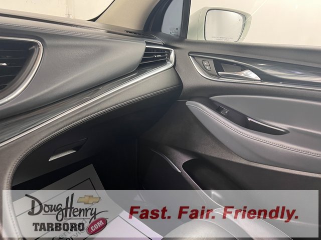 Used 2020 Buick Enclave Essence image 49