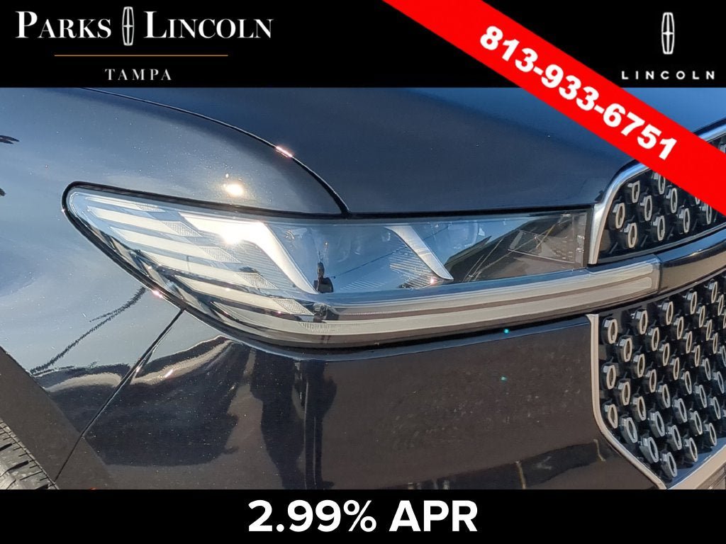 Certified 2025 Lincoln Navigator Reserve AWD/4WD image 6