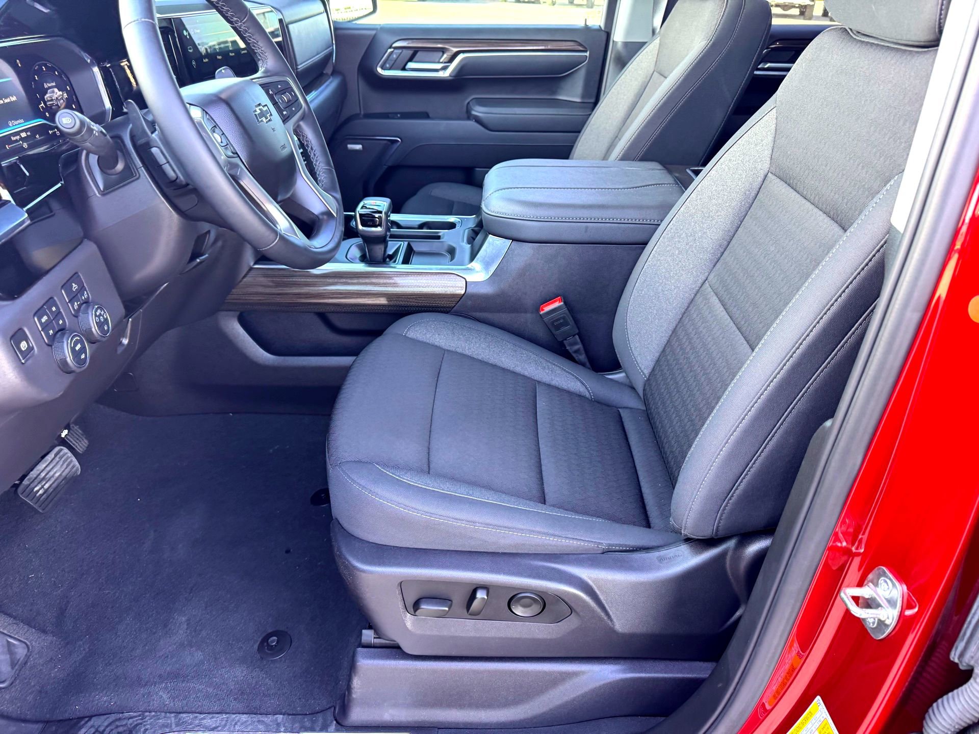 Used 2024 Chevrolet Silverado 1500 RST w/ Texas Edition Plus image 11