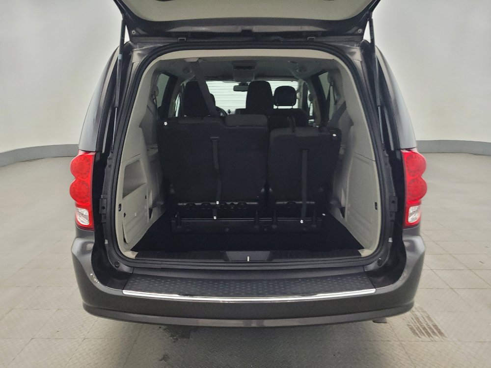 Used 2019 Dodge Grand Caravan SE w/ UConnect Hands-Free Group FWD image 29