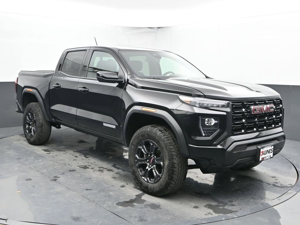 Used 2025 GMC Canyon Elevation image 3