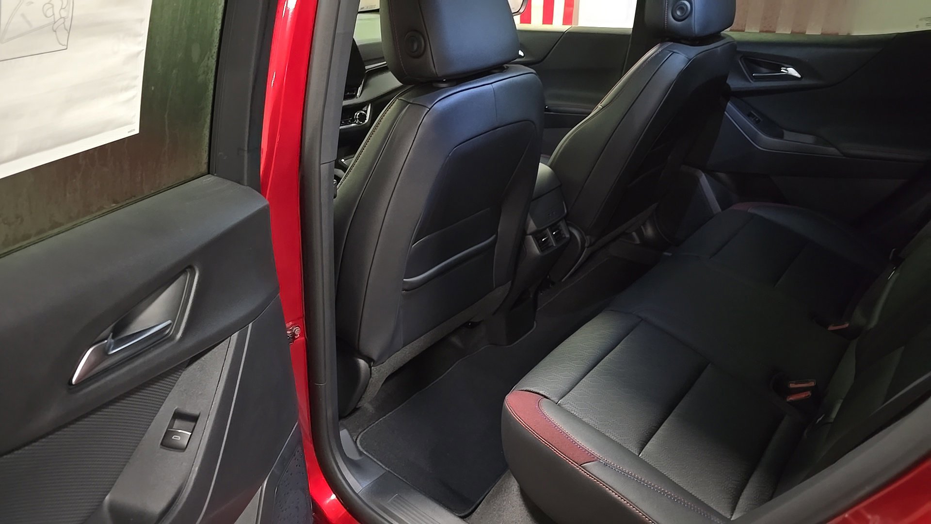 New 2026 Chevrolet Equinox RS image 11