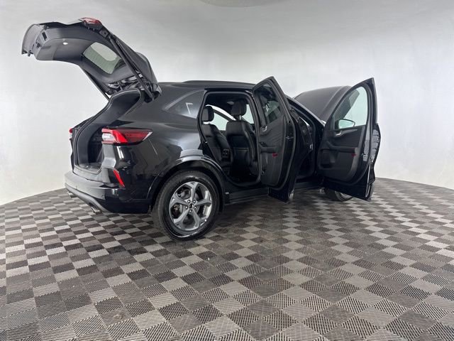 Used 2023 Ford Escape ST-Line w/ Tech Pack #1 image 16