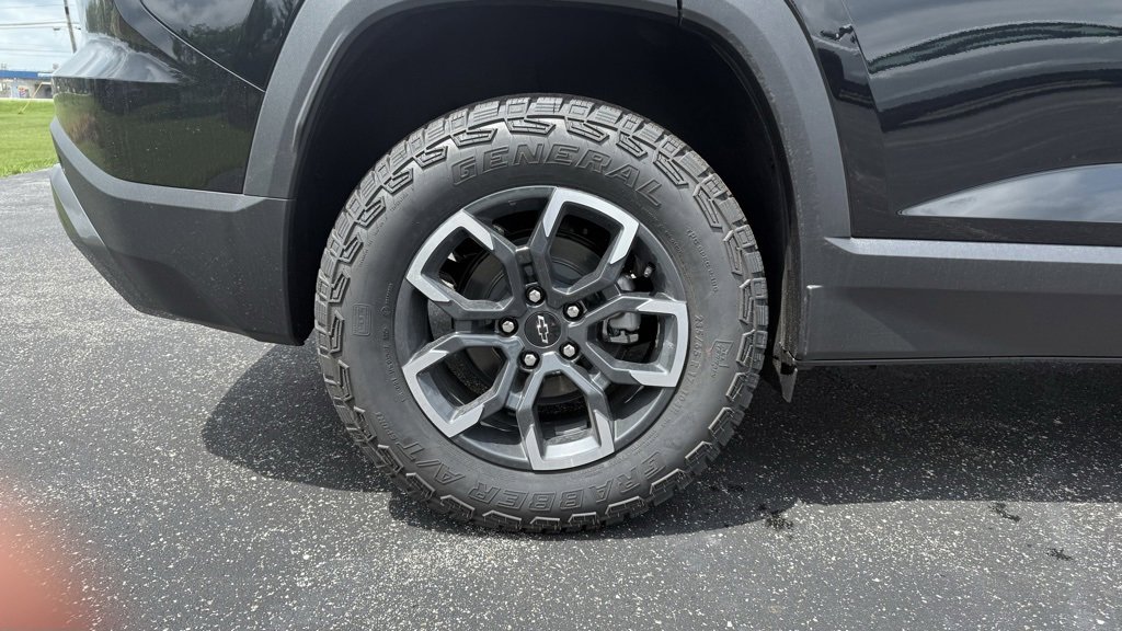 New 2026 Chevrolet Equinox ACTIV w/ Safety and Technology Package image 33