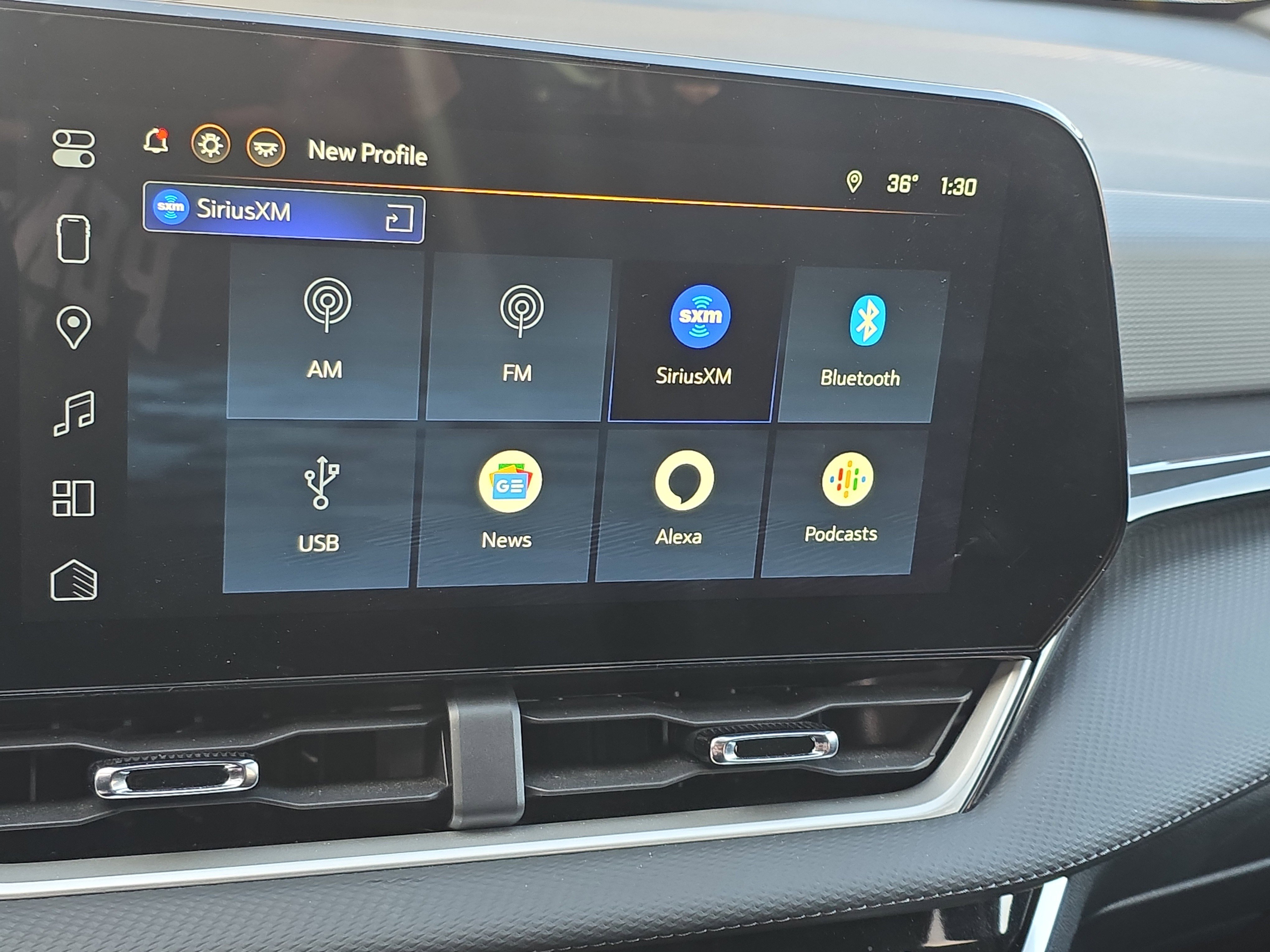 Used 2025 Chevrolet Equinox LT image 28