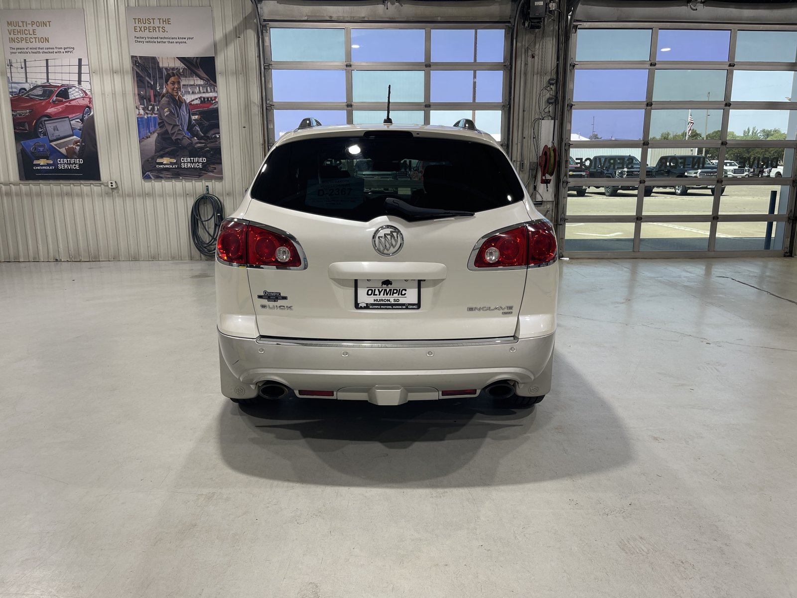 Used 2012 Buick Enclave Leather w/ Trailering Provision Package AWD/4WD image 7
