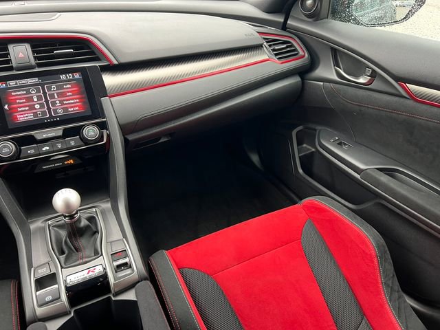 Used 2018 Honda Civic Type R image 39