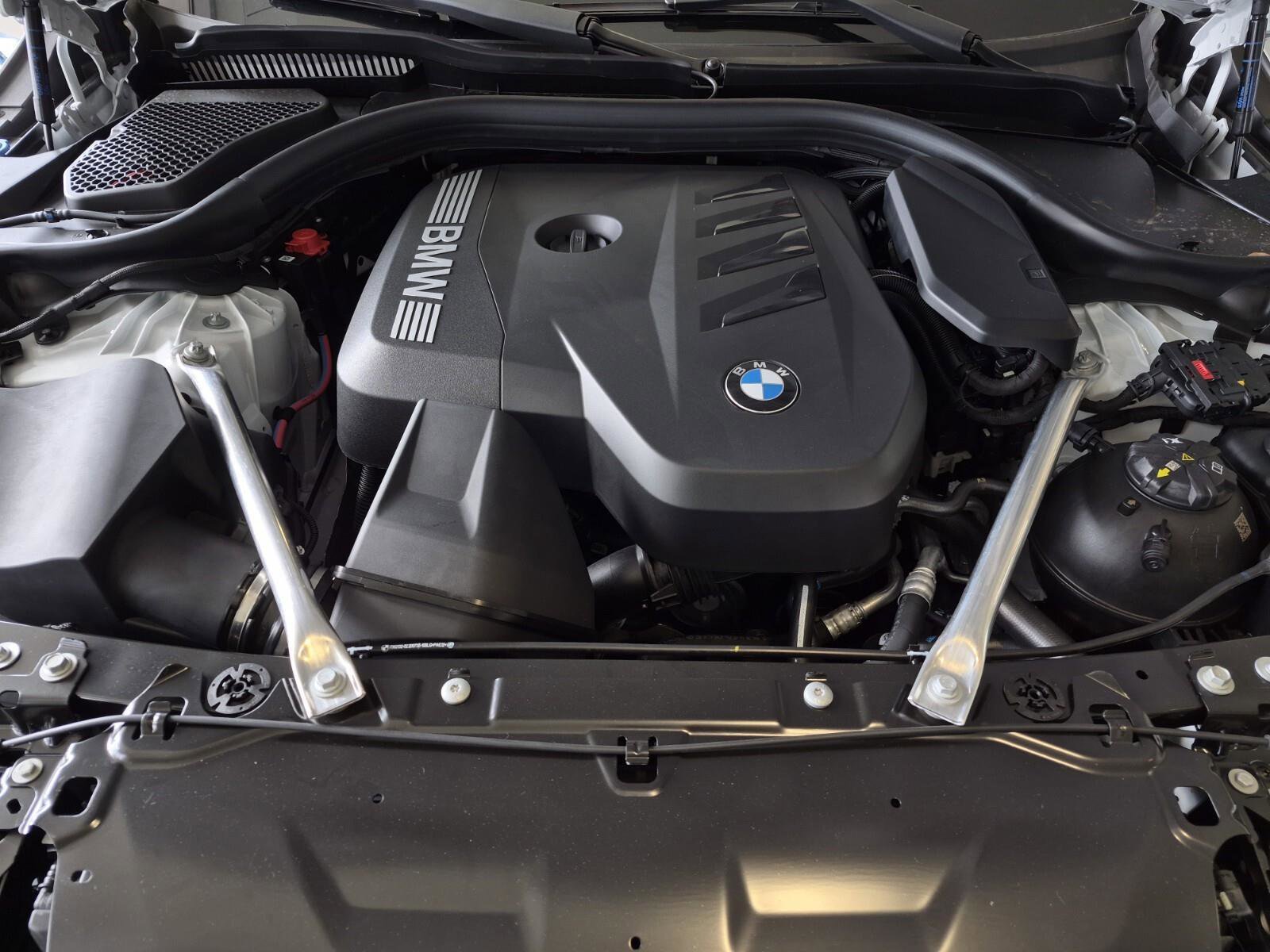 New 2026 BMW 530i xDrive w/ M Sport Package AWD/4WD image 10