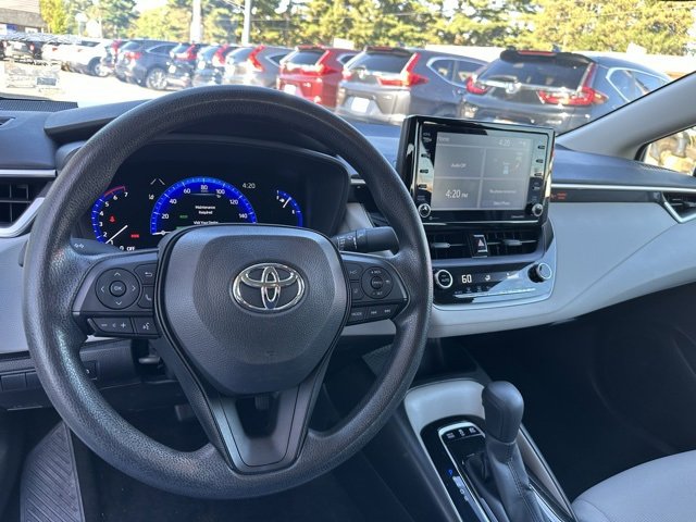 Used 2022 Toyota Corolla LE image 15
