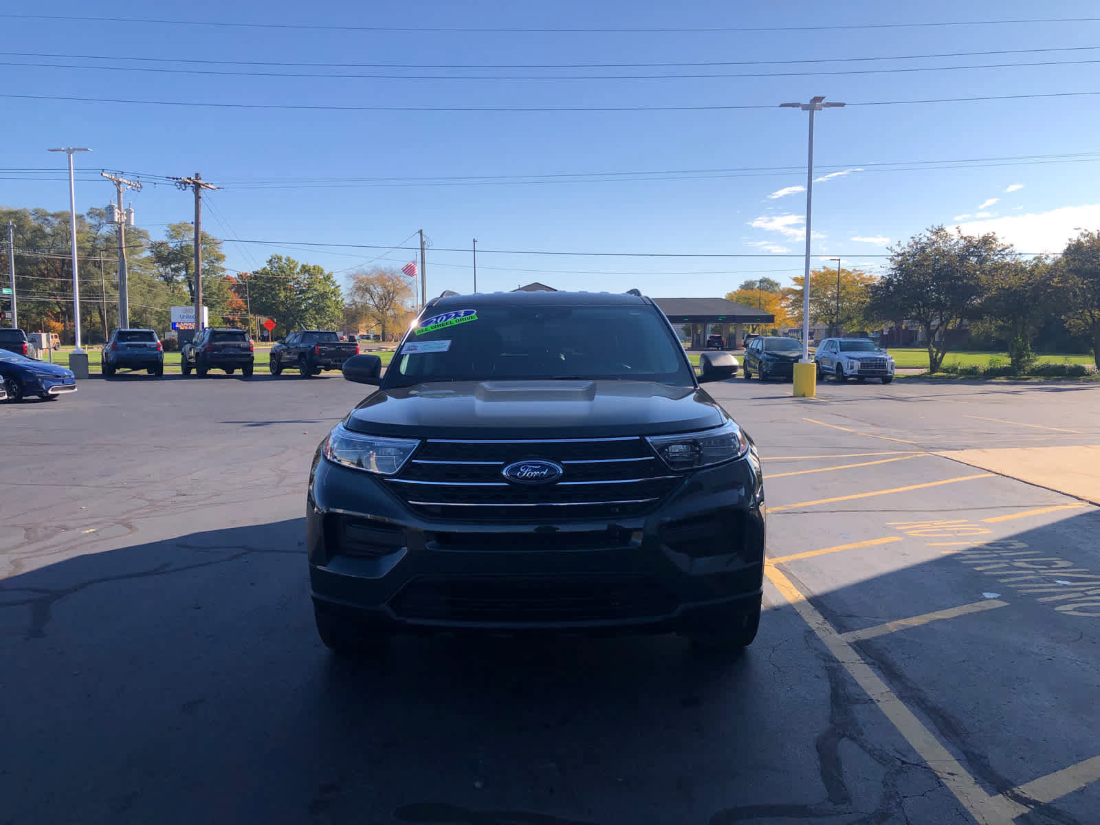 Used 2023 Ford Explorer XLT w/ Class IV Trailer Tow Package image 4