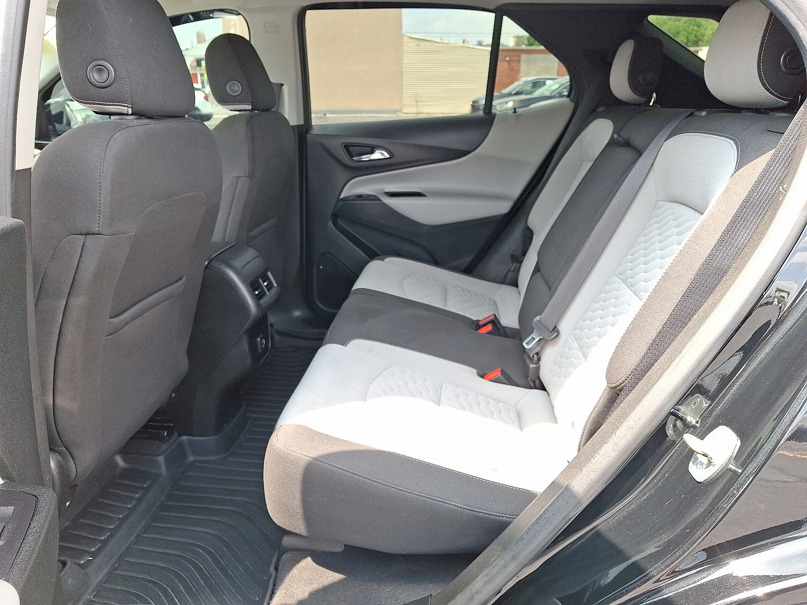 Used 2020 Chevrolet Equinox LT AWD/4WD image 11