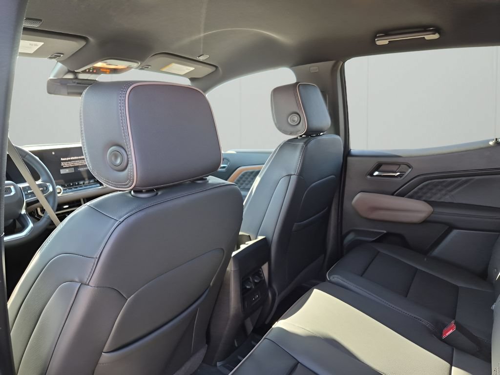 New 2026 GMC Canyon Denali w/ LPO, Denali Black Edition AWD/4WD image 22