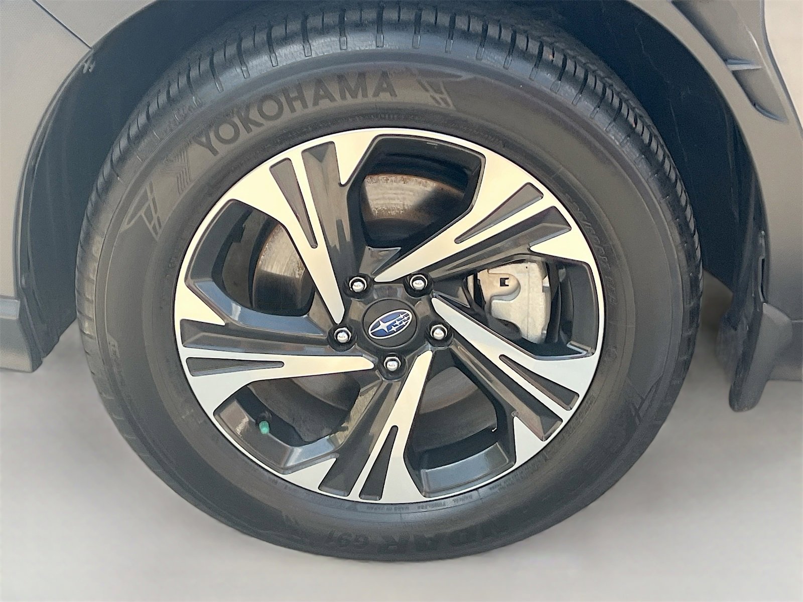 Used 2024 Subaru Crosstrek 2.0i Premium image 28