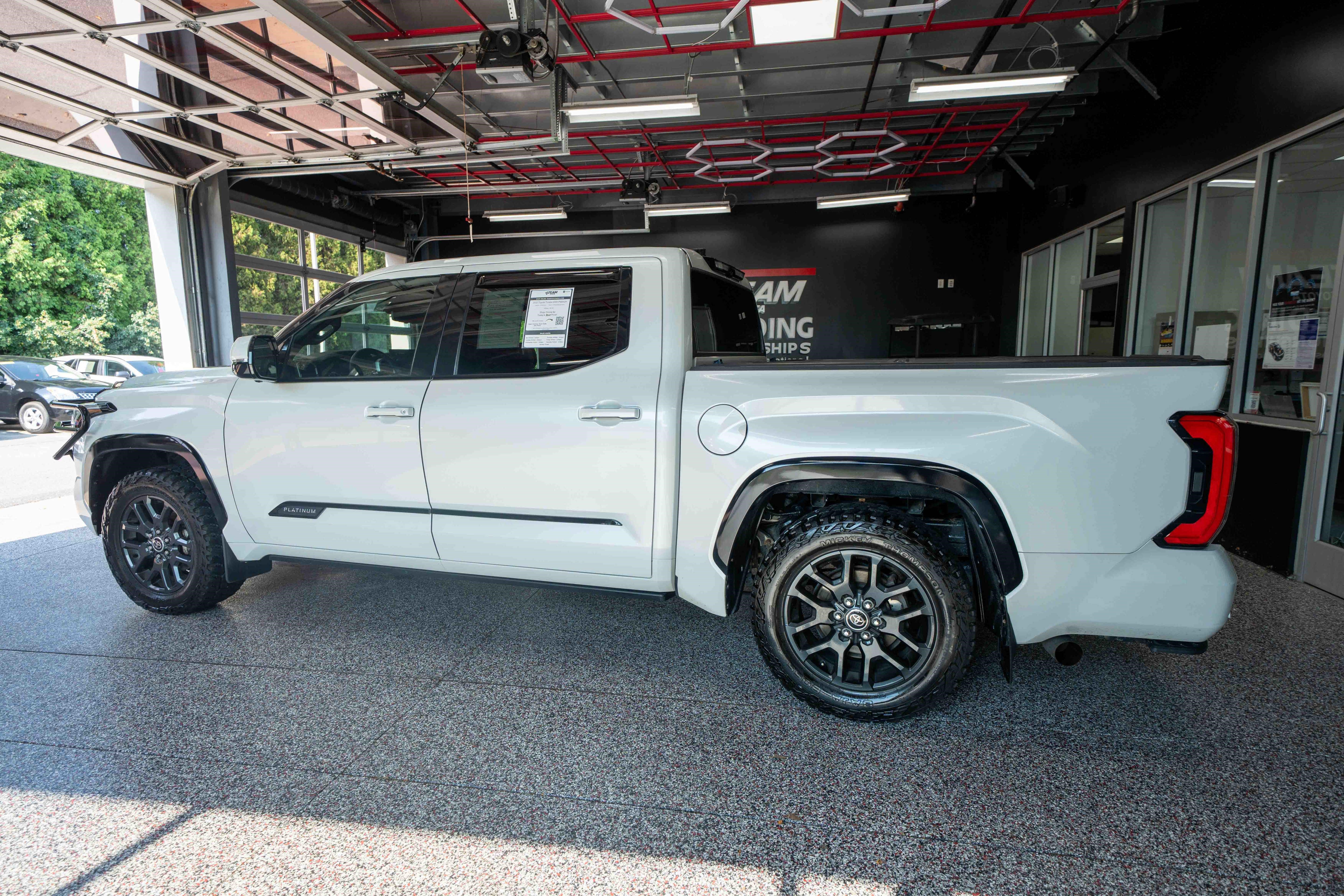 Used 2022 Toyota Tundra Platinum w/ Advanced Package AWD/4WD image 2