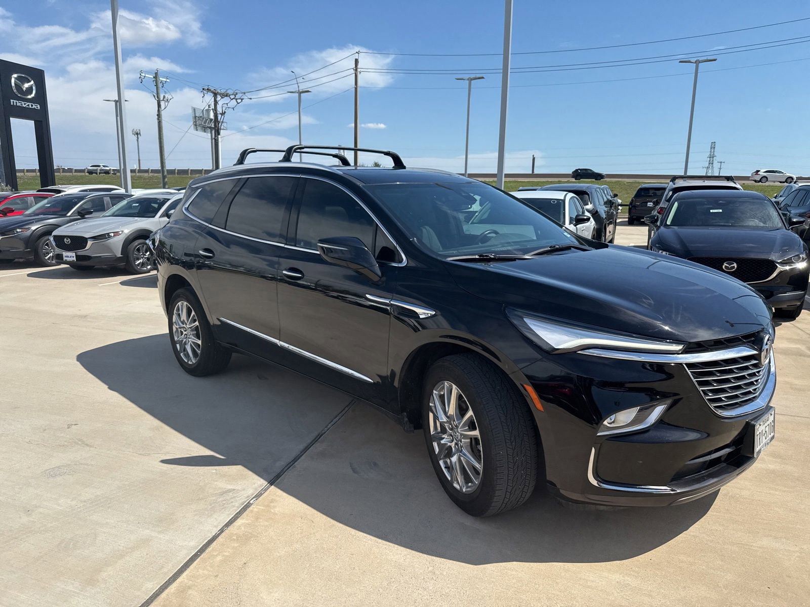 Used 2023 Buick Enclave Essence w/ Experience Buick Package FWD image 6