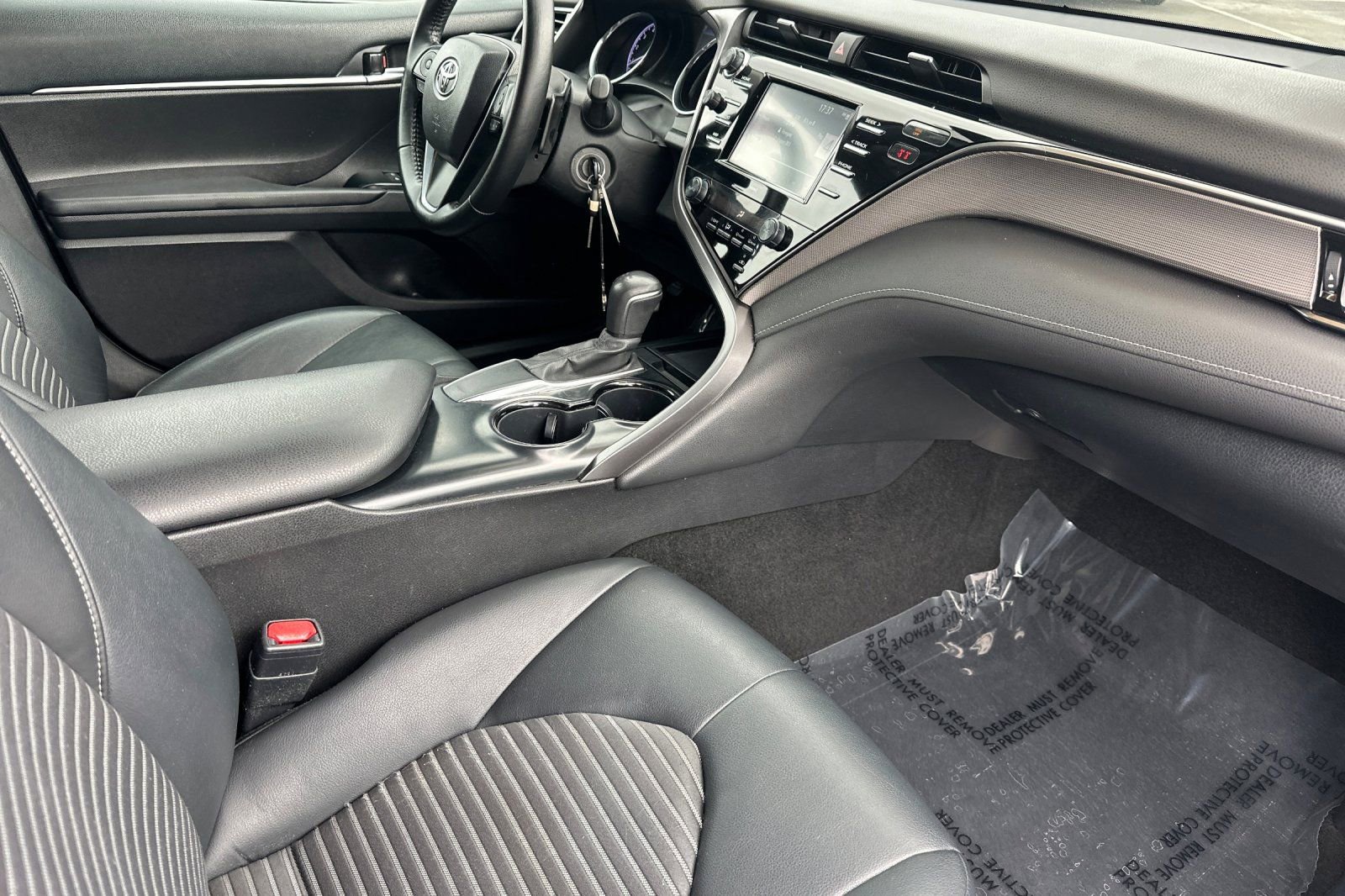 Certified 2020 Toyota Camry SE w/ Carpet Mat Package FWD image 18