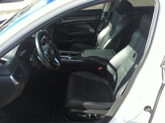 Used 2022 Honda Accord Touring image 15