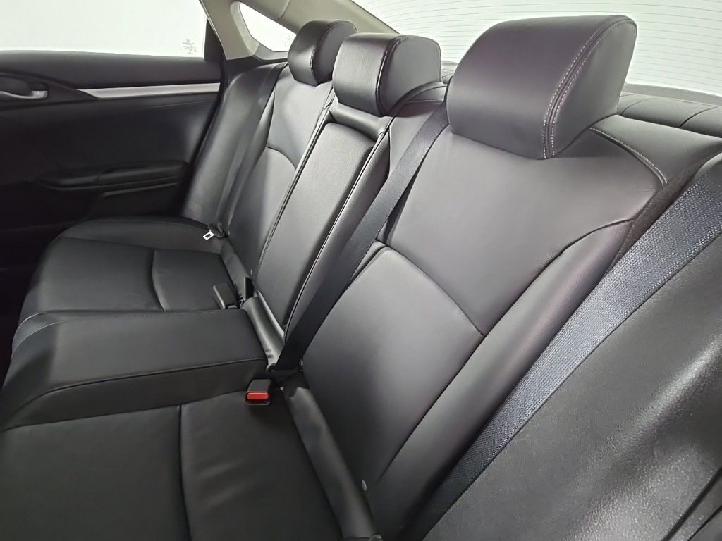 Used 2019 Honda Civic EX-L image 16