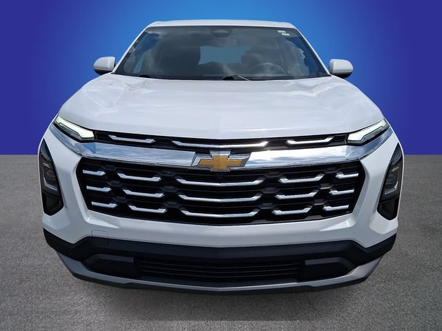 Used 2026 Chevrolet Equinox LT FWD image 2