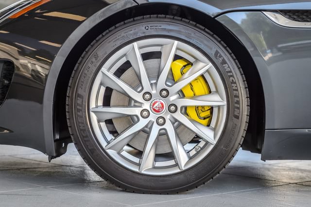 Used 2016 Jaguar F-TYPE Convertible RWD image 19
